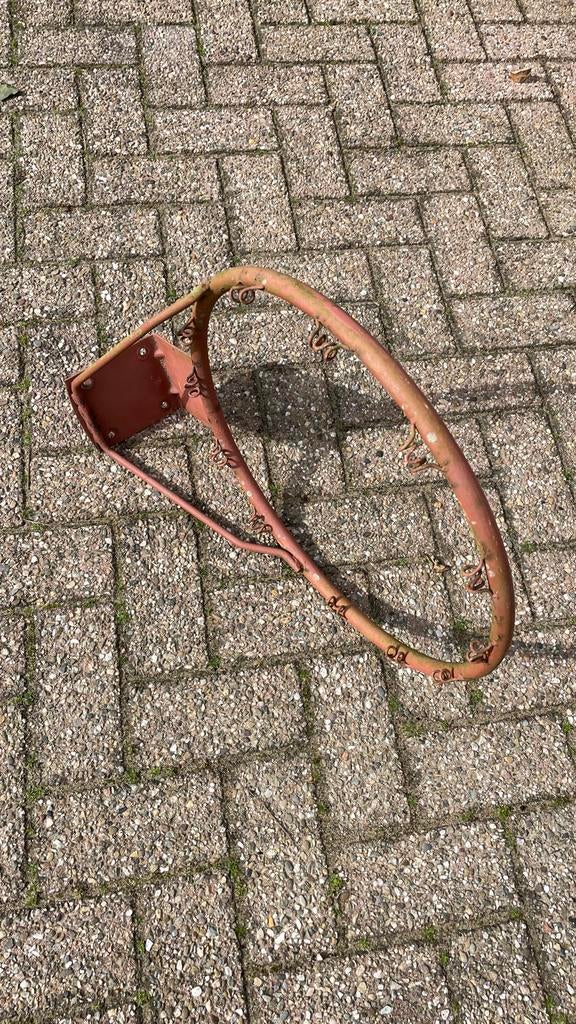 Basketbalring zonder net - Gebruikt, Sport en Fitness, Basketbal, Ophalen of Verzenden, Gebruikt, Ring, Bord of Paal
