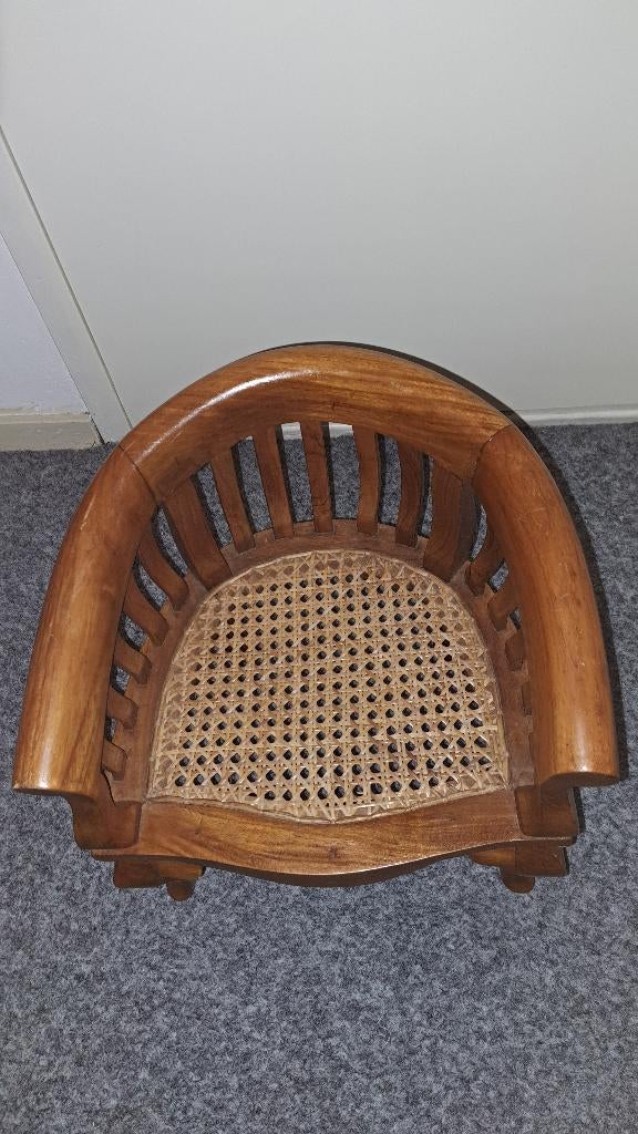 Kinderstoel antiek, Ophalen