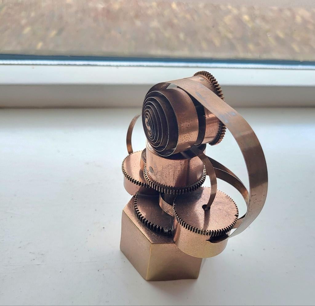 Sculptuur/  Design  "Veerkracht" gemaakt door JCvM, Ophalen of Verzenden