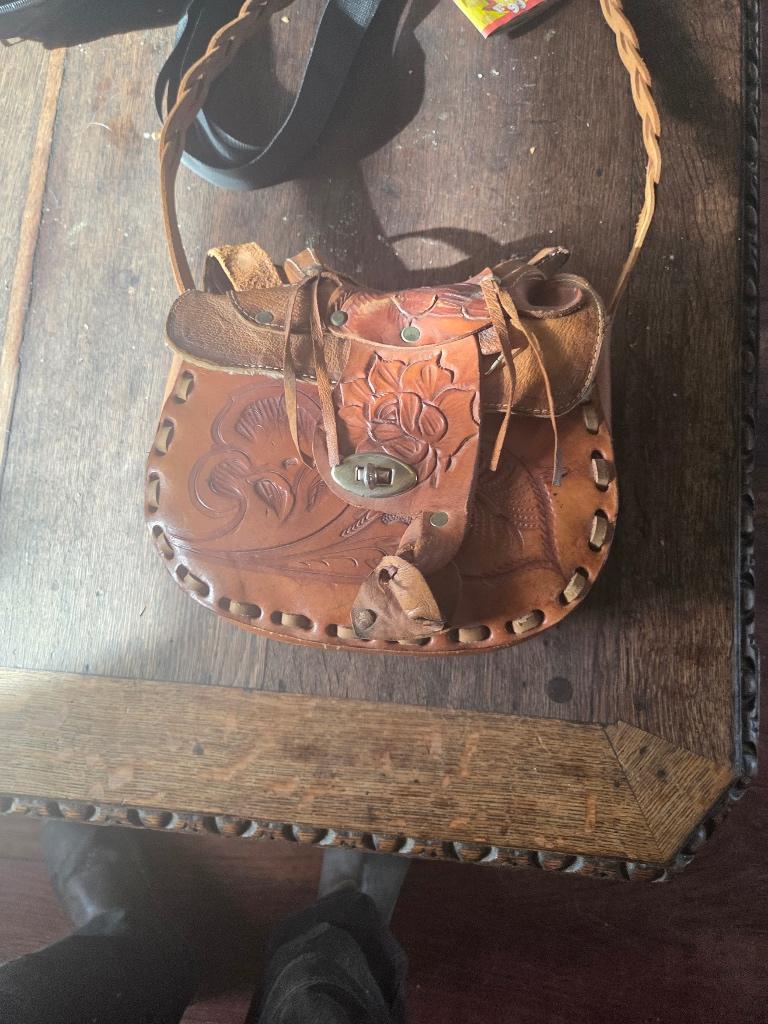 mooien dames hand tas in de vorm van een western zadel, Ophalen, Gebruikt, Western