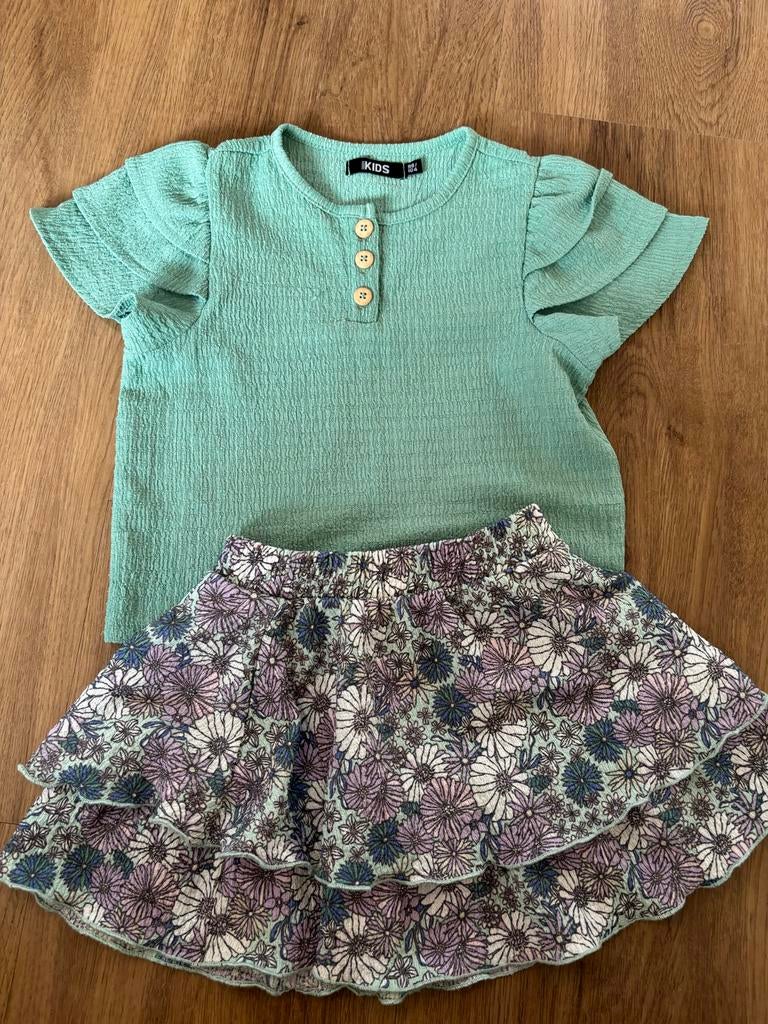 Meisjes setje maat 98/104 - Shirt en rokje, Kinderen en Baby's, Kinderkleding | Maat 104, Ophalen of Verzenden, Gebruikt, Meisje