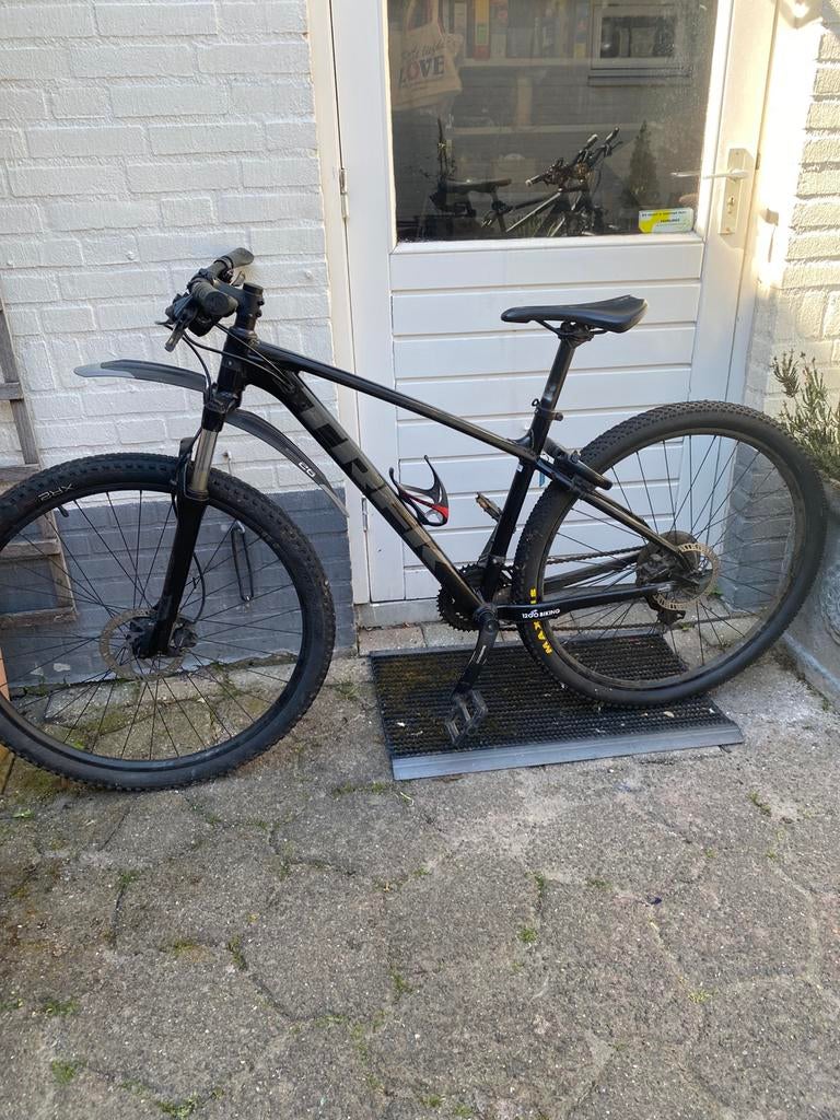 Mountainbike Trek Marlin 5, Fietsen en Brommers, Ophalen, Zo goed als nieuw, Trek