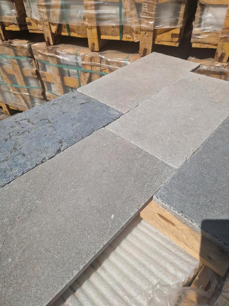 Prachtige TEGELS bourgondische dallen voor buiten en binnen!, Nieuw, Ophalen of Verzenden, Terrastegels, Natuursteen