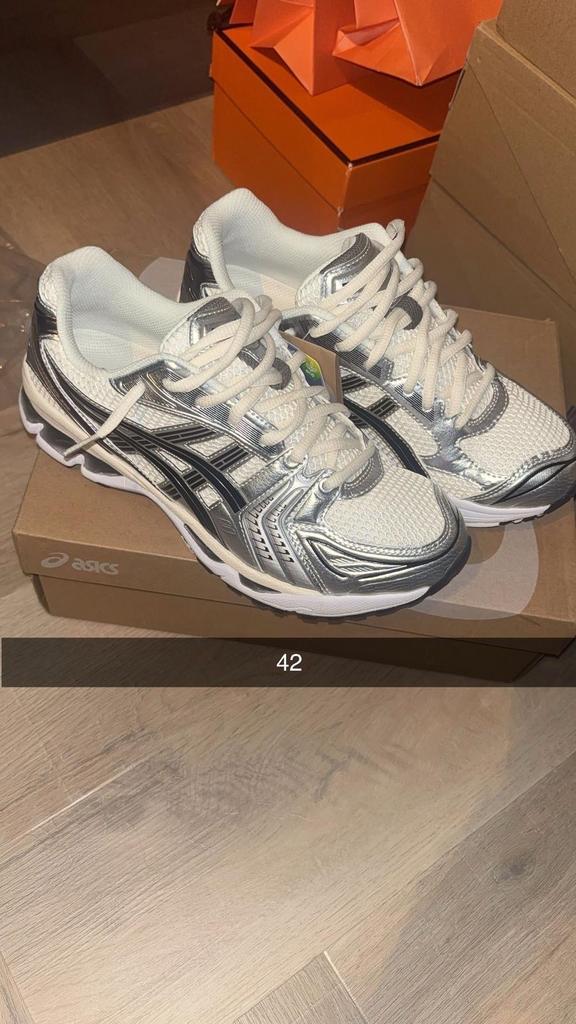 Asics kayano 14 Maat 42 Cream Black, Kleding | Heren, Schoenen, Nieuw, Sneakers of Gympen, Overige kleuren, Ophalen of Verzenden