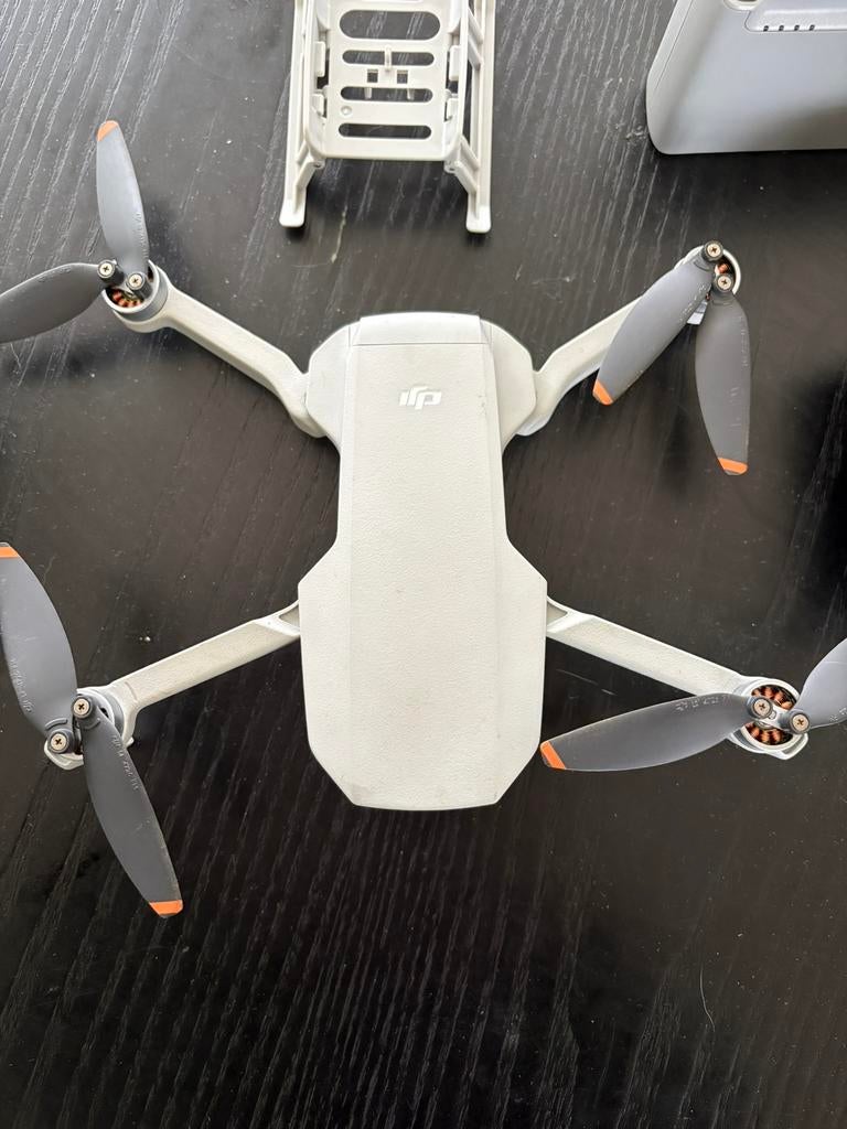 Dji mini 2 se fly more combo, Ophalen of Verzenden, Zo goed als nieuw