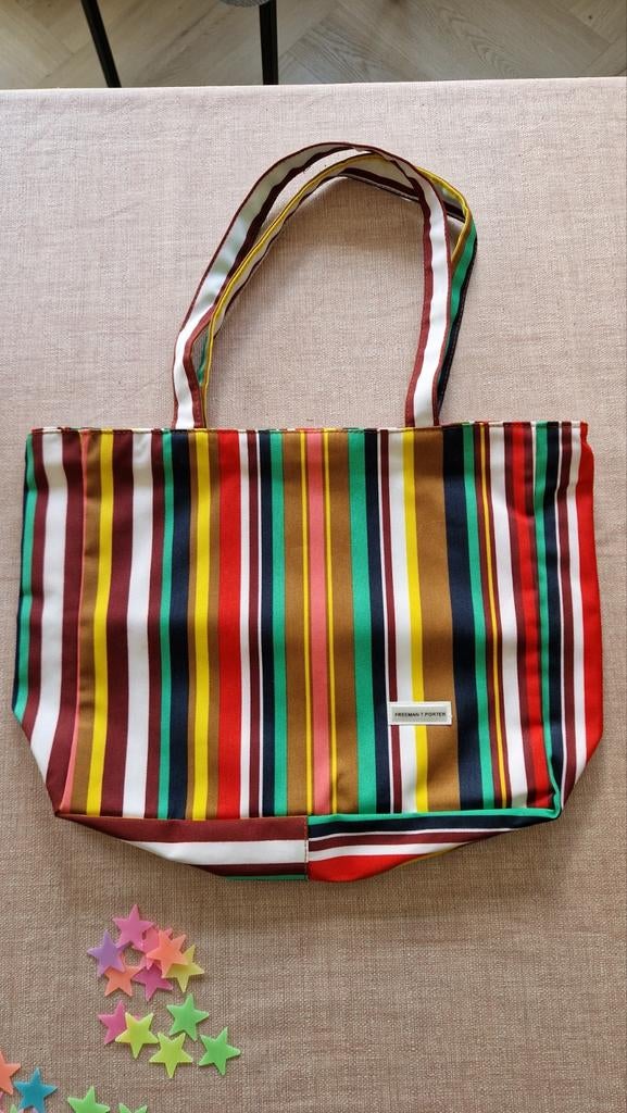 Leuke gekleurde tas van Freeman T. Porter met rits, Ophalen of Verzenden, Zo goed als nieuw, Rood, Schoudertasje