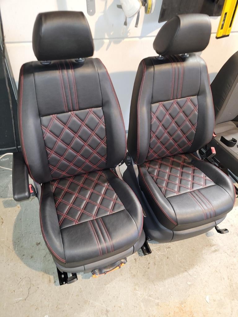 Volkswagen caddy stoelen rode ruiten 1x armsteun., Ophalen, Nieuw, Volkswagen