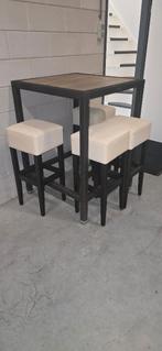 Tafel hoog, Ophalen, 50 tot 100 cm, Zo goed als nieuw, Vier personen