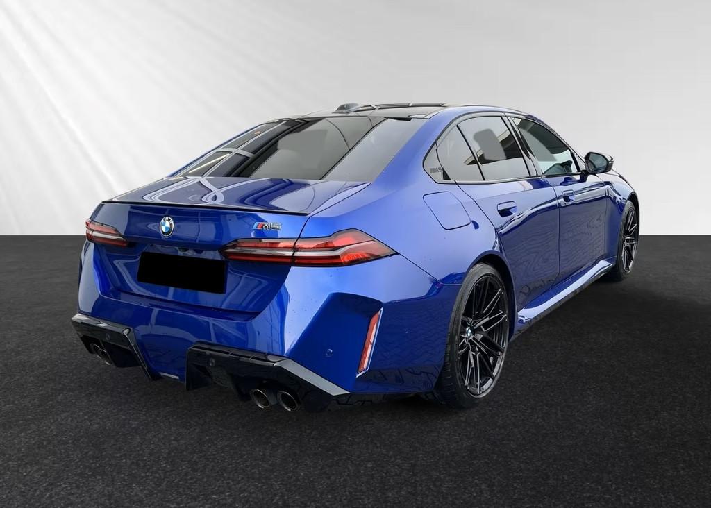 BMW 5 Serie M5 V8 727 PK ACC Panoramadak Stoelkoeling Bowers, Automaat, 12 maanden, Gebruikt, 8 cilinders