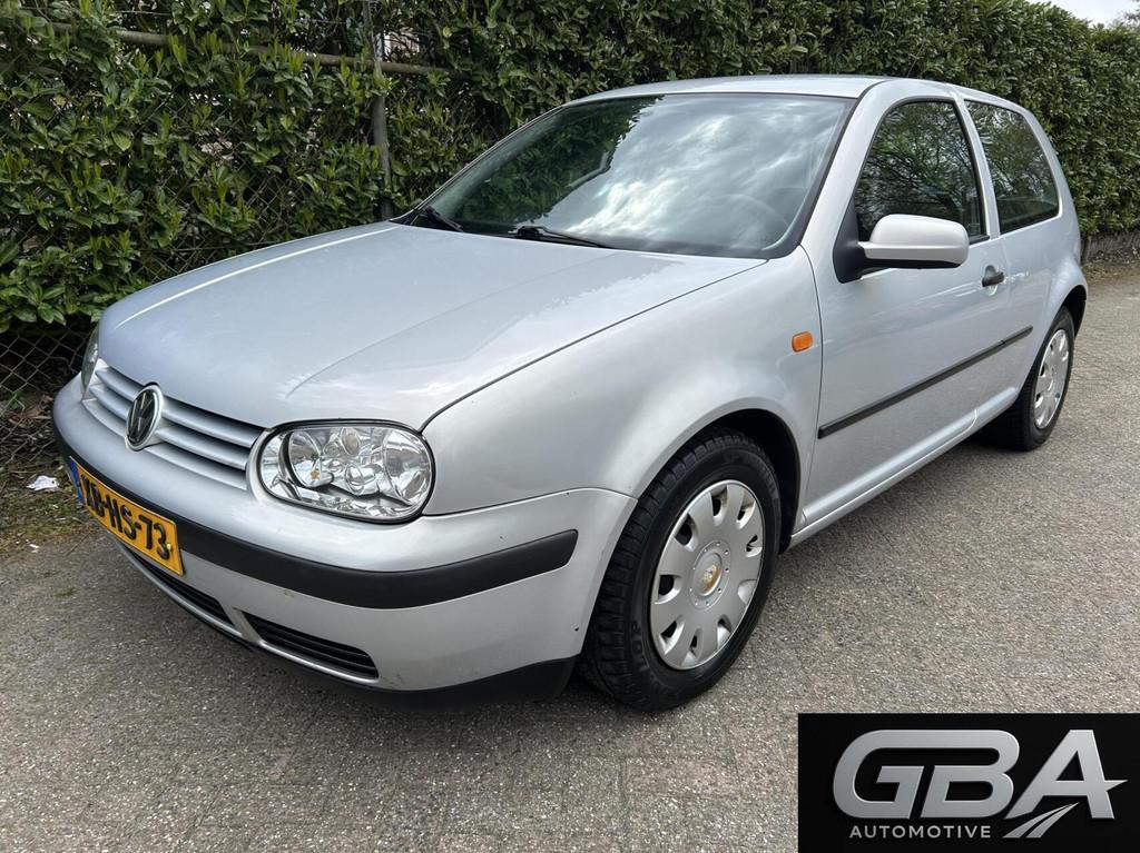 Volkswagen Golf 1.4-16V Nette Auto Lage KM stand NAP APK, Auto's, Volkswagen, 1037 kg, Stof, Gebruikt, 4 cilinders