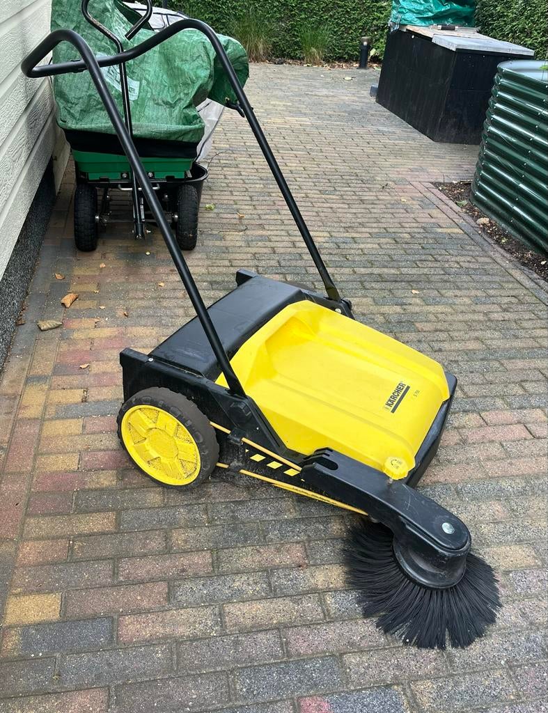 Kärcher S 750 veegmachine, Tuin en Terras, Veegmachines, Ophalen, Gebruikt