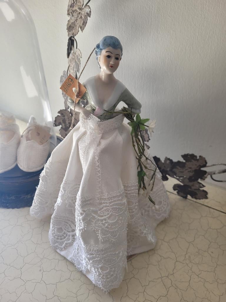 Antieke porseleinen half doll, Ophalen of Verzenden