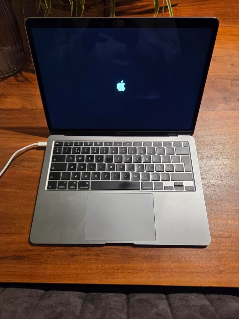 Apple MacBook Air 13" Retina – 256GB SSD – 8GB RAM – Touch I, Ophalen, 13 inch, Minder dan 2 Ghz, Zo goed als nieuw