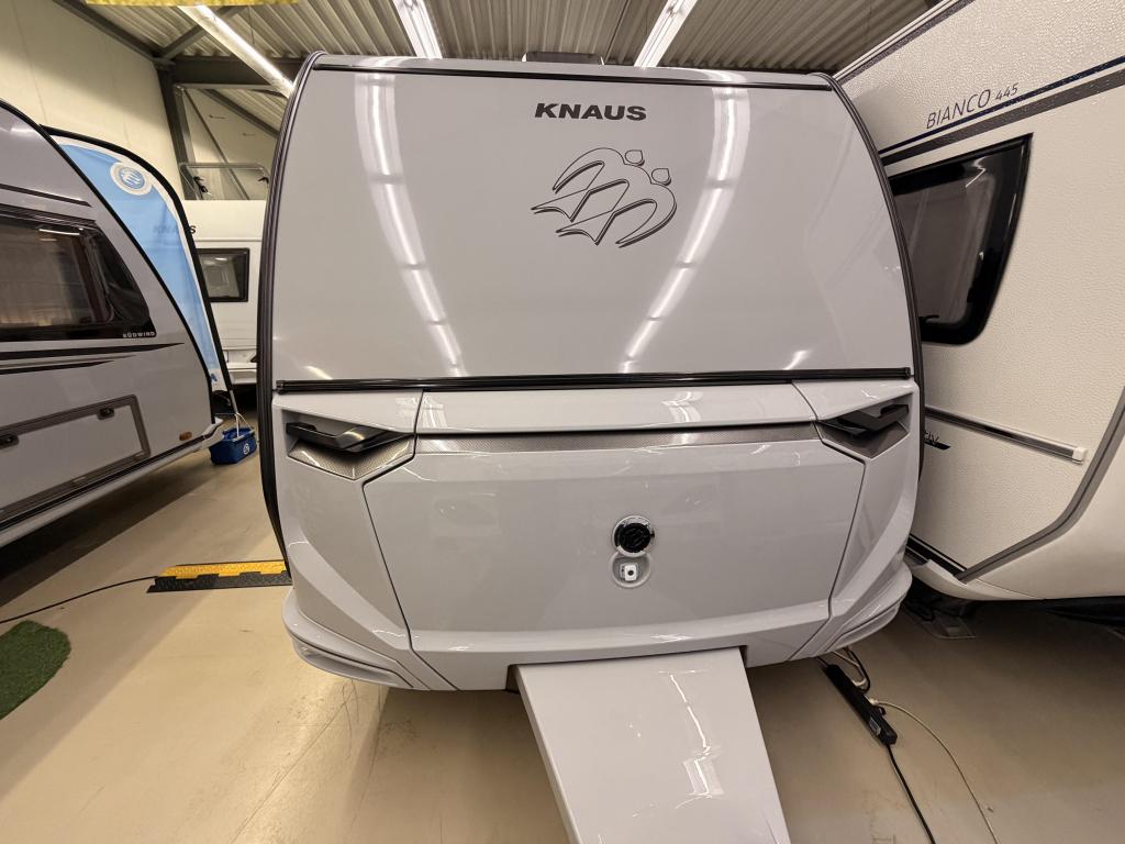 Knaus Sudwind Black Selection 460 EU 1700KG+Enkelebed+Electr, Caravans en Kamperen, Schokbreker, Bedrijf, 5 tot 6 meter, Knaus