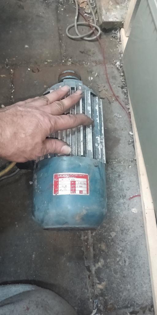 12V Gelijkstroom Elektromotor - Gebruikt, Watersport en Boten, Bootonderdelen, Ophalen of Verzenden