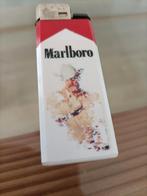 Jaren 70 MARLBORO aansteker.zinder gas. Vuur steentje werkt., Verzamelen, Rookartikelen, Aanstekers en Luciferdoosjes, Ophalen of Verzenden