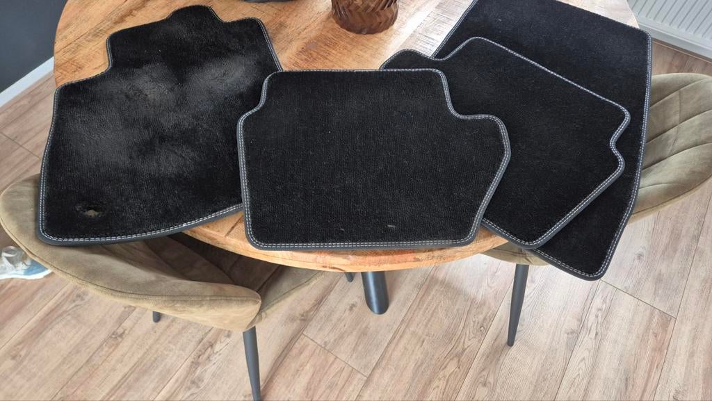 Ford Fiesta mattenset, Ophalen of Verzenden, Gebruikt