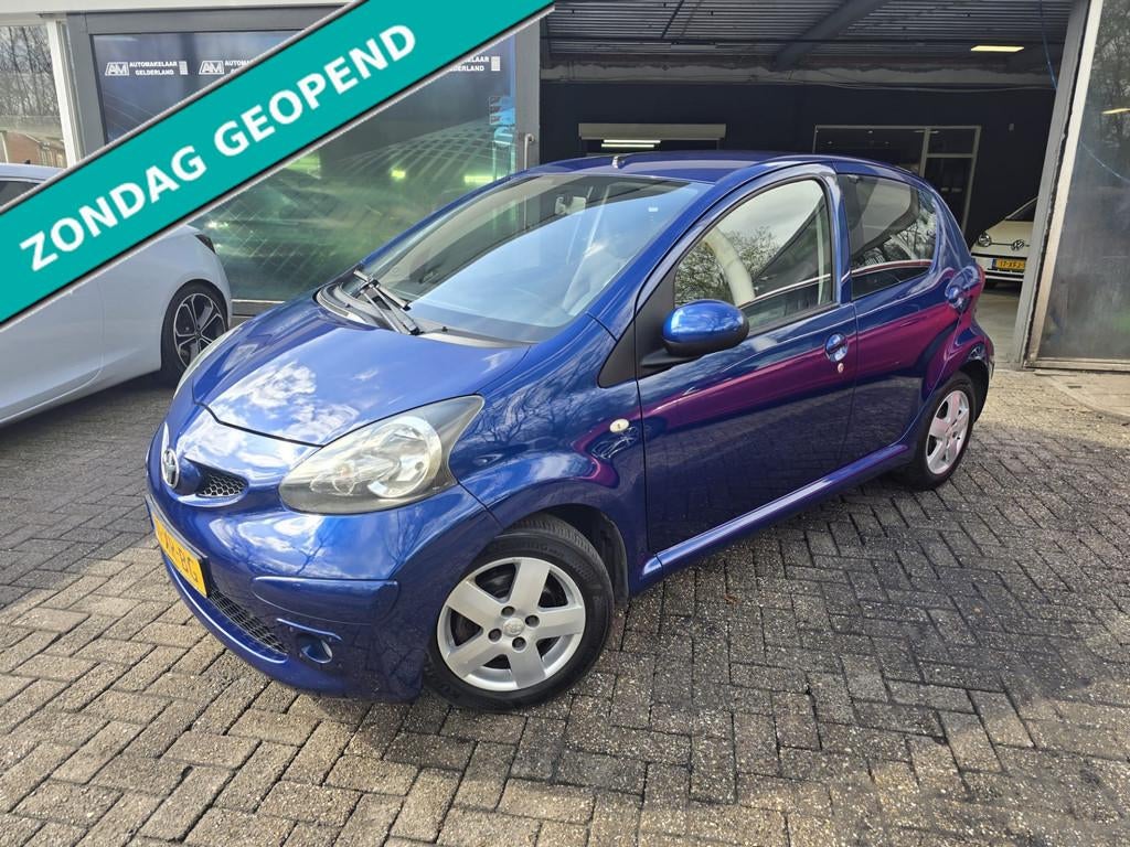 Toyota Aygo 1.0-12V Sport | 2E EIGENAAR | 12MND GARANTIE | A, Auto's, Toyota, Voorwielaandrijving, Stof, Gebruikt, 68 pk