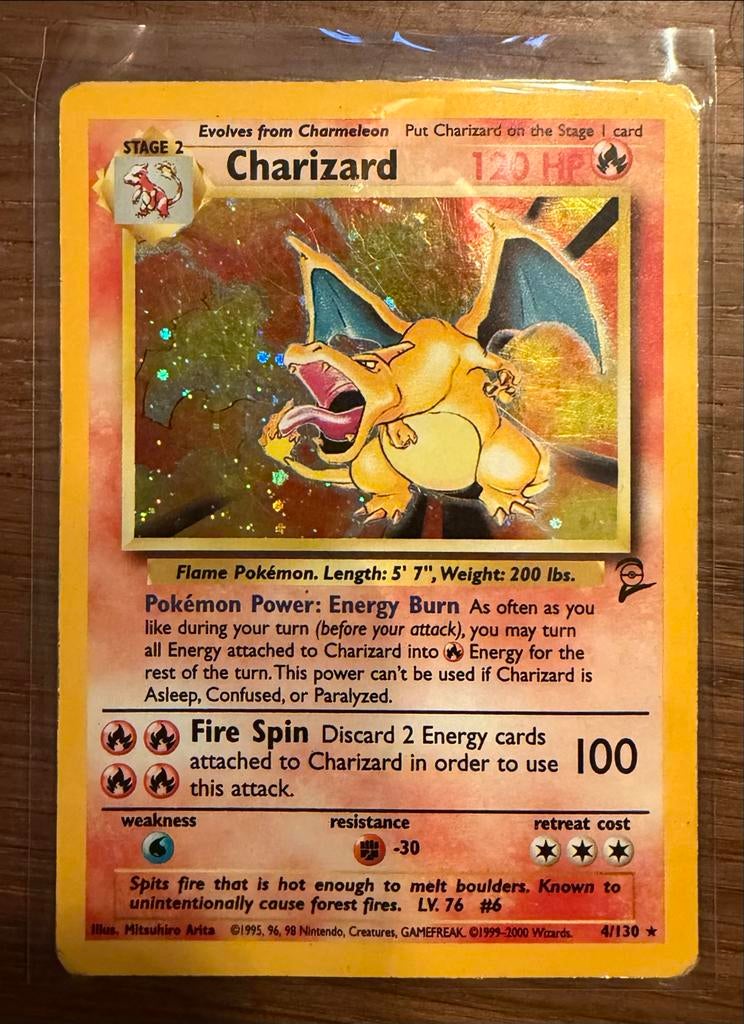 Pokémon Charizard kaart 4/130, Ophalen of Verzenden, Gebruikt, Losse kaart, Foil
