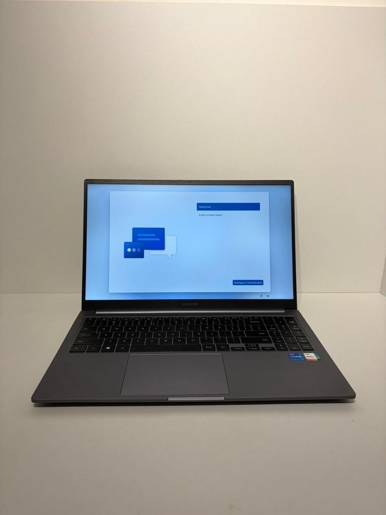 Samsung Galaxy Book4 NP750XGJ-KG1NL 15.6inch Laptop + Lader, Computers en Software, Ophalen of Verzenden, Nieuw