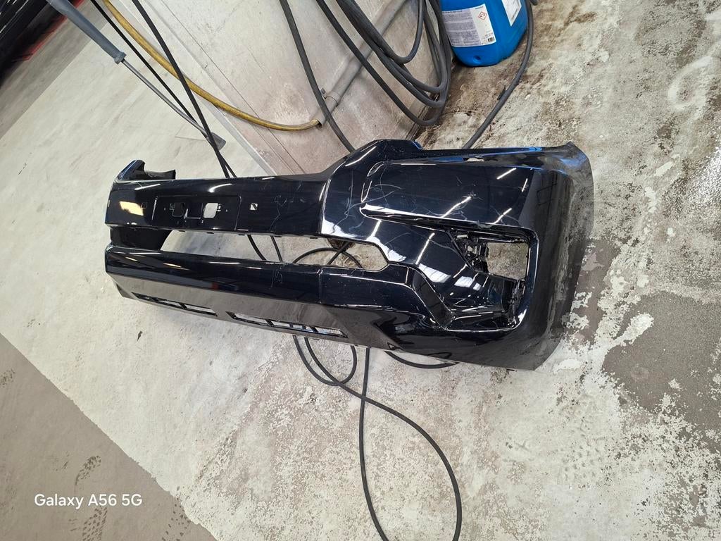 Nieuwe Voorbumper Toyota Landcruiser GDJ150 L 2020, Auto-onderdelen, Ophalen, Voor, Nieuw, Toyota