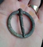 Bodemvondst - middeleeuws - ringbroche - 13e/14e eeuw - RRR, Ophalen of Verzenden, Koper