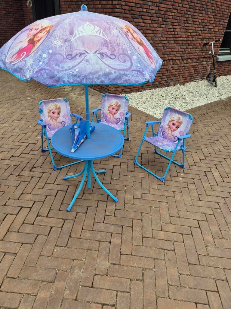 Frozen setje 3 klapstoelen met tafel en parasol, Ophalen