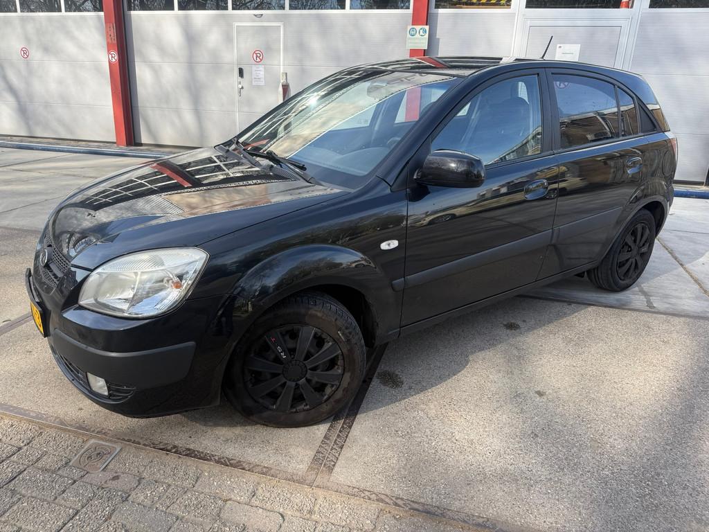 Kia Rio 1.4 X-pect, Auto's, Kia, Voorwielaandrijving, Gebruikt, 4 cilinders, 1054 kg