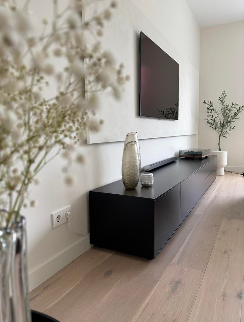 Zwart TV-meubel, Ophalen, Strak & modern, Zo goed als nieuw, 200 cm of meer