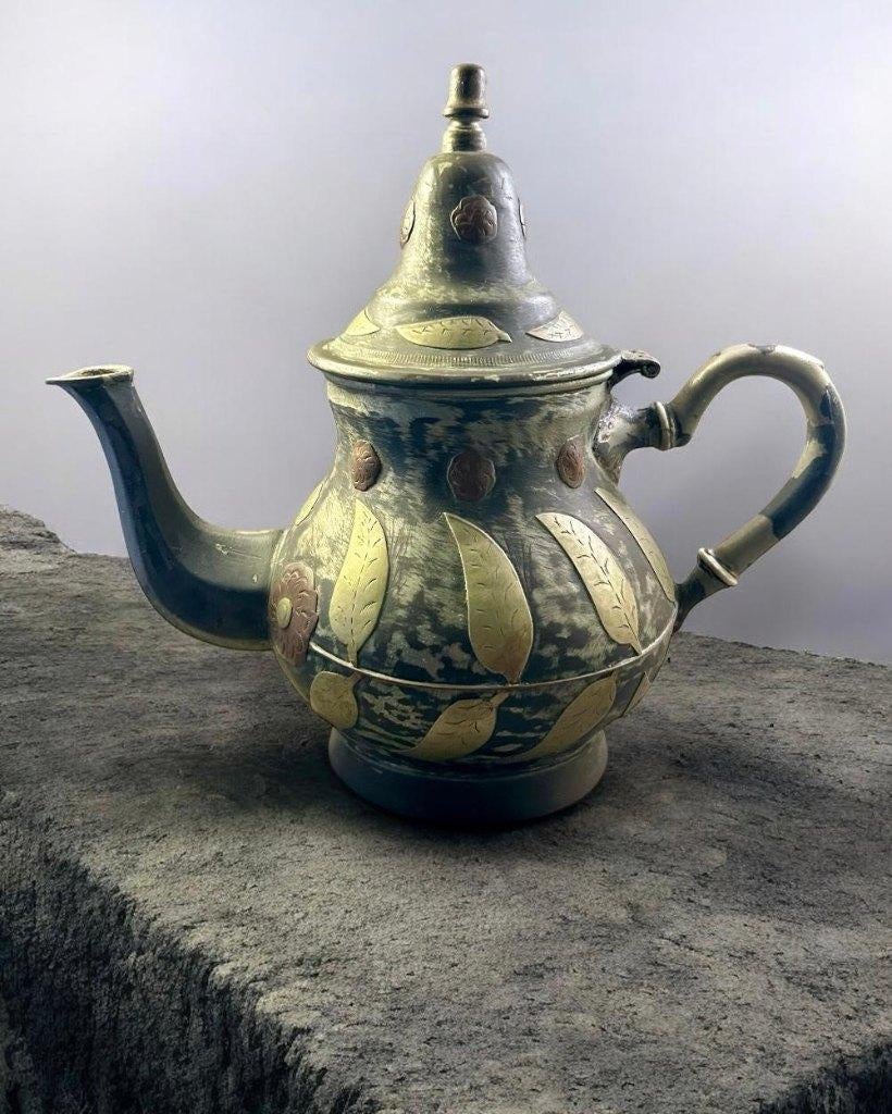 Een  antieke Marokkaanse theepot uit 1900., Ophalen of Verzenden