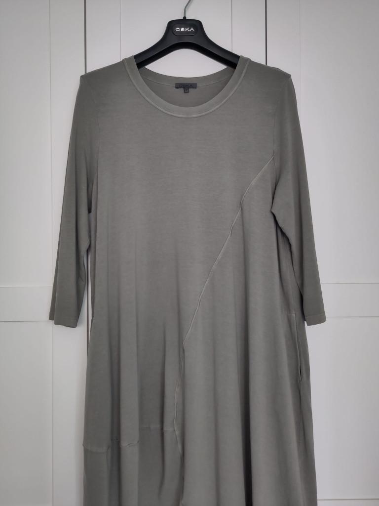 Oska jurk, maat 2, kleur grijs-groen, Kleding | Dames, Jurken, Overige kleuren, Verzenden, Maat 42/44 (L), Nieuw