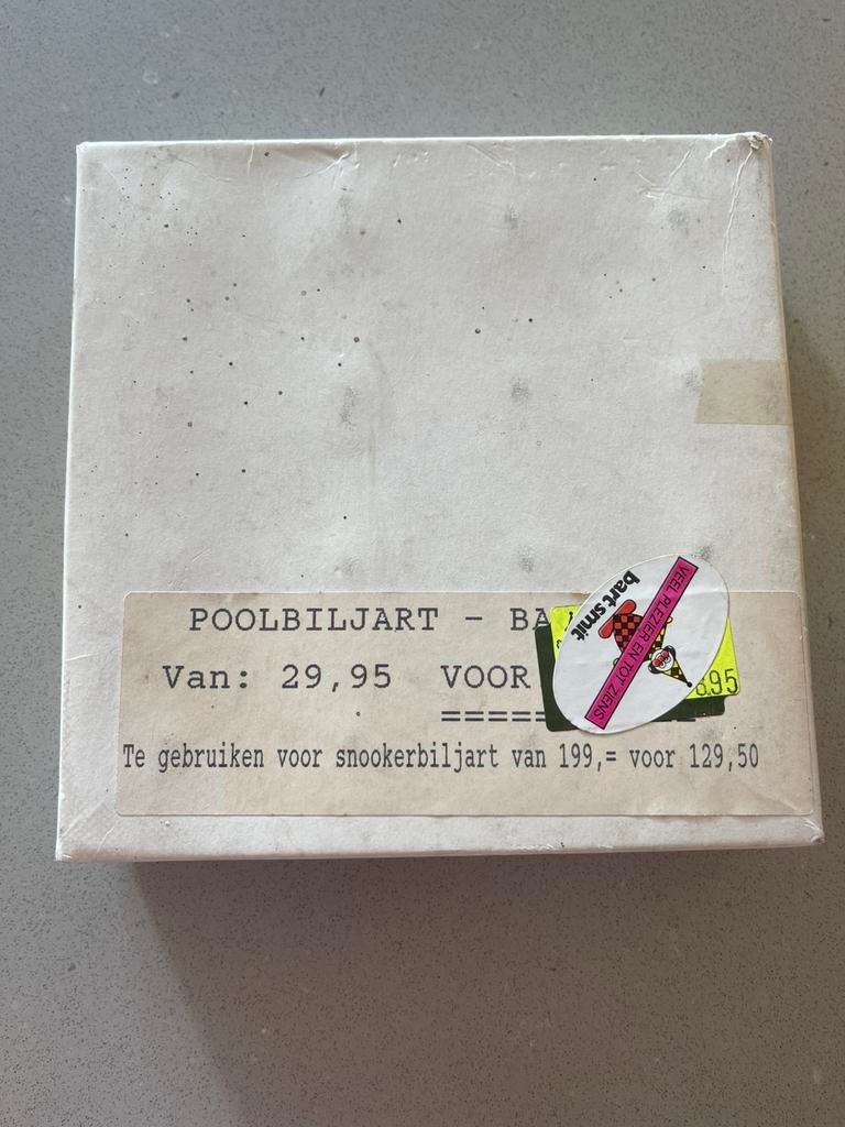 Mini poolballen, Ophalen, Zo goed als nieuw, Pooltafel
