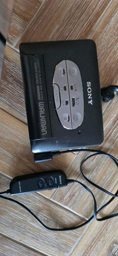 Sony Walkman WM-EX560 met originele oortjes MDR-WME652, Ophalen of Verzenden, Walkman