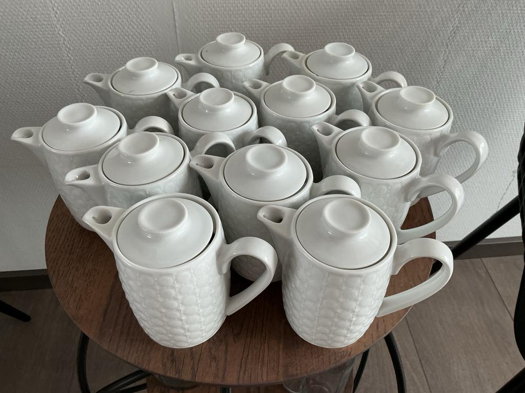 Hutschenreuther Germany theepotjes en suikerpot, Overige typen, Ophalen of Verzenden, Zo goed als nieuw, Overige stijlen