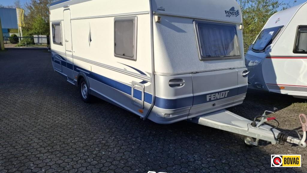 Fendt Platin 510 TFB - ERG NETJES, Caravans en Kamperen, Caravans, Rondzit, Bedrijf, Ringverwarming, Overige typen
