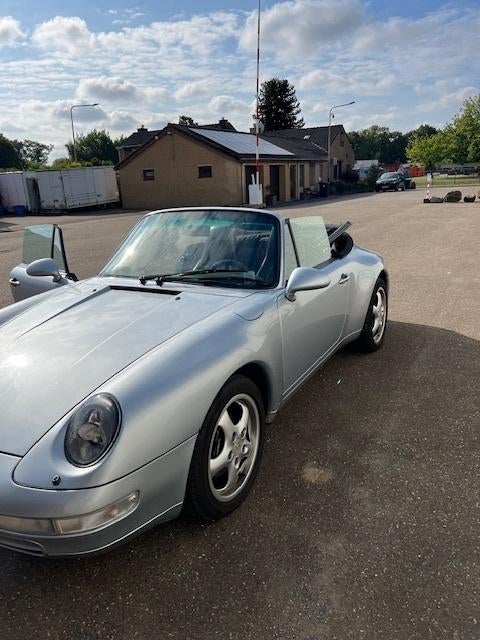 Porsche 911 993 cabio, Automaat, Zwart, Cabriolet, 4 stoelen