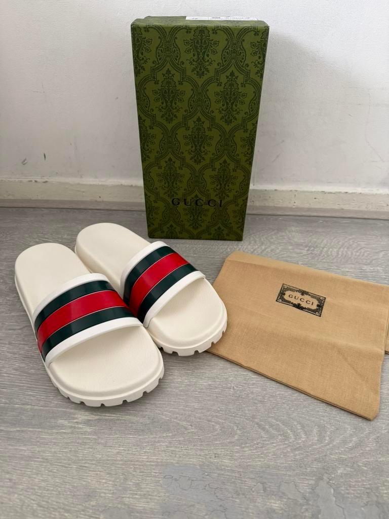 Gucci slippers, Ophalen of Verzenden, Nieuw, Wit, Slippers