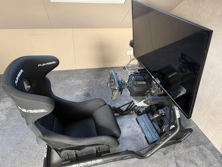 Mooie Playseat Ready to Race Sim setup, Spelcomputers en Games, Games | Pc, Zo goed als nieuw, Racen en Vliegen, 1 speler, Vanaf 3 jaar