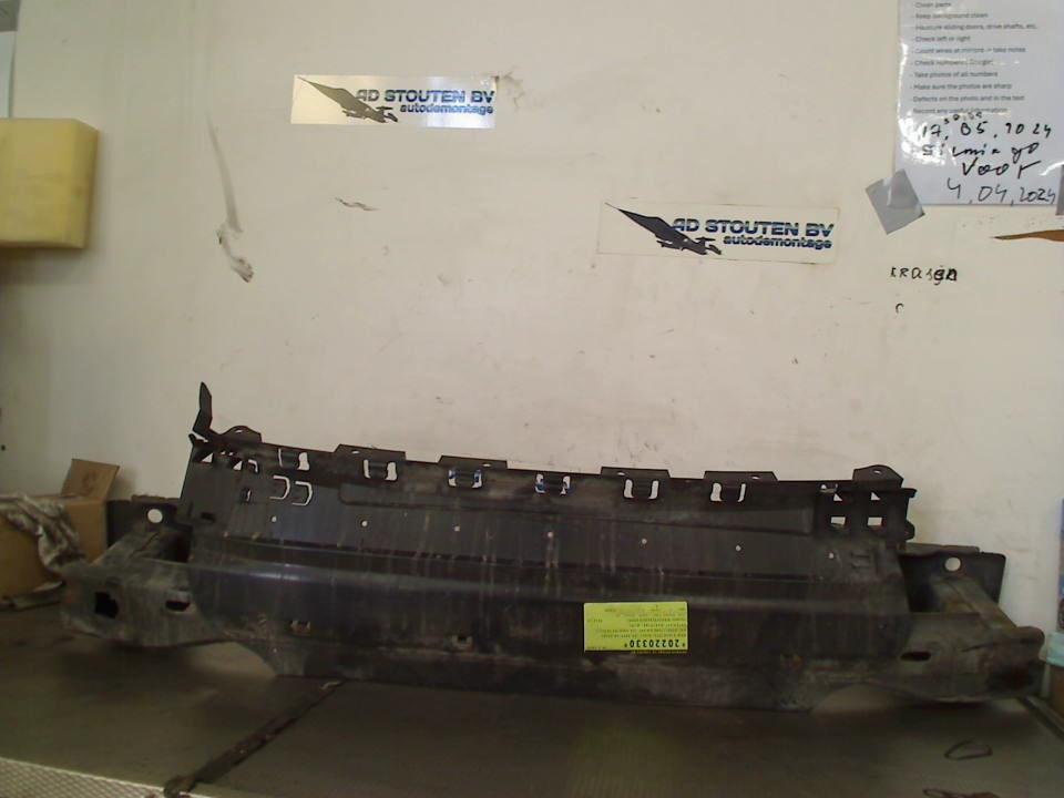 Bumperbalk Achter BMW 5 serie (F10) 2011 5112718476912, Auto-onderdelen, Gebruikt, Petuelring 130, München 80809, , Duitsland