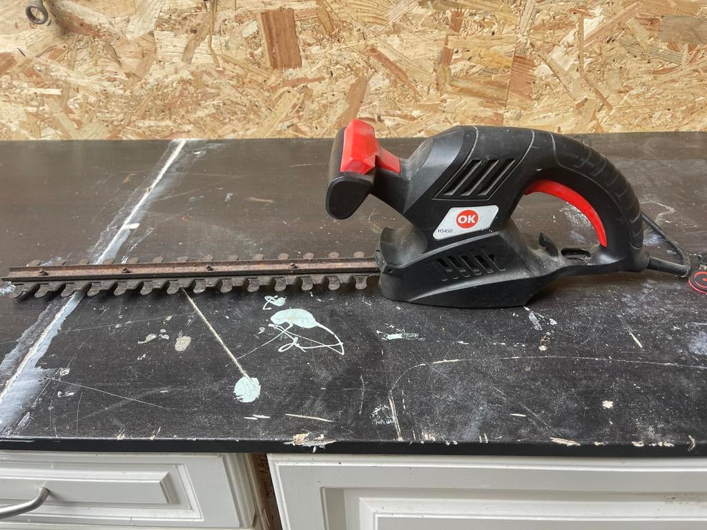 OK Heggenschaar - Elektrisch, Gebruikt, Tuin en Terras, Heggenscharen, Ophalen, Gebruikt, Elektrisch