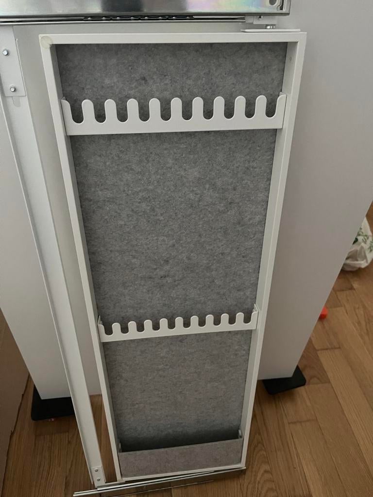 IKEA Uittrekbare spiegel voor kledingkast, Minder dan 50 cm, Ophalen of Verzenden, Minder dan 25 cm, 150 tot 200 cm