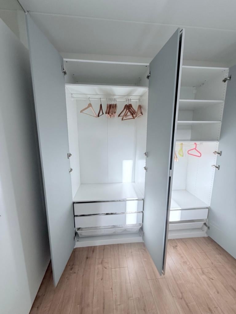 IKEA Pax kledingkast 250 cm, grijsblauw hoogglans + spiegel, 200 cm of meer, Zo goed als nieuw, 200 cm of meer, Glas