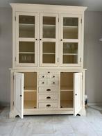 Witte houten buffetkast met glazen deuren en lades, Landelijjk, Gebruikt, 100 tot 150 cm, 200 cm of meer
