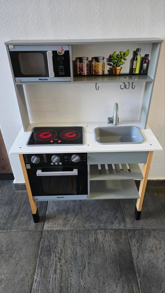 Miele kinderkeuken/ Miele kids Kitchen, Kinderen en Baby's, Speelgoed | Speelkeukens, Gebruikt, Ophalen of Verzenden