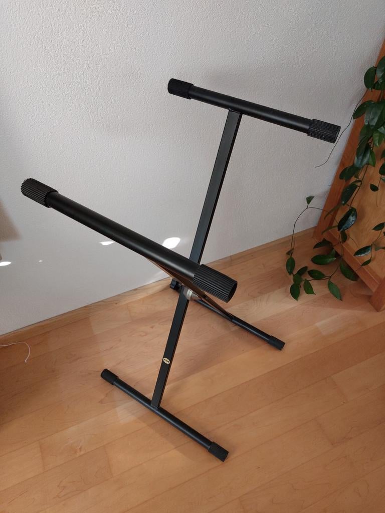 Keyboard standaard, zo goed als nieuw, Muziek en Instrumenten, Standaards, Ophalen