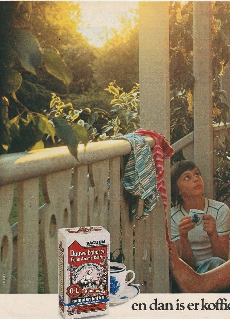 Retro reclame 1979 Douwe Egberts jongetje & ouders, Verzamelen, Verzenden, Overige typen