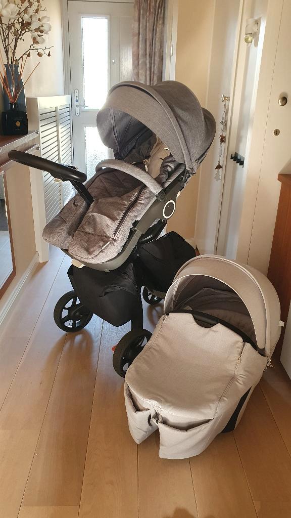 Stokke V5 met veel artikelen, Kinderen en Baby's, Kinderwagens en Combinaties, Zo goed als nieuw, Kinderwagen, Overige merken