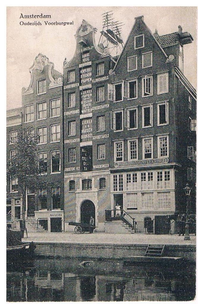 Amsterdam, Oudezijdsvoorburgwal met Museum Amstelkring, Ophalen of Verzenden, Voor 1920, Gelopen, Noord-Holland