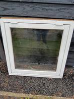 Raam met kozijn, Doe-het-zelf en Verbouw, Kozijnen en Schuifpuien, Gebruikt, Raamkozijn, 75 tot 150 cm, Hout