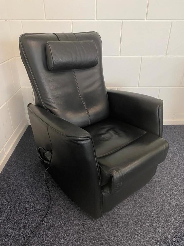 Prominent sta op relax stoel zwart leer - 260217, Huis en Inrichting, Stoelen, Zo goed als nieuw, Eén, Leer, Zwart, Verzenden